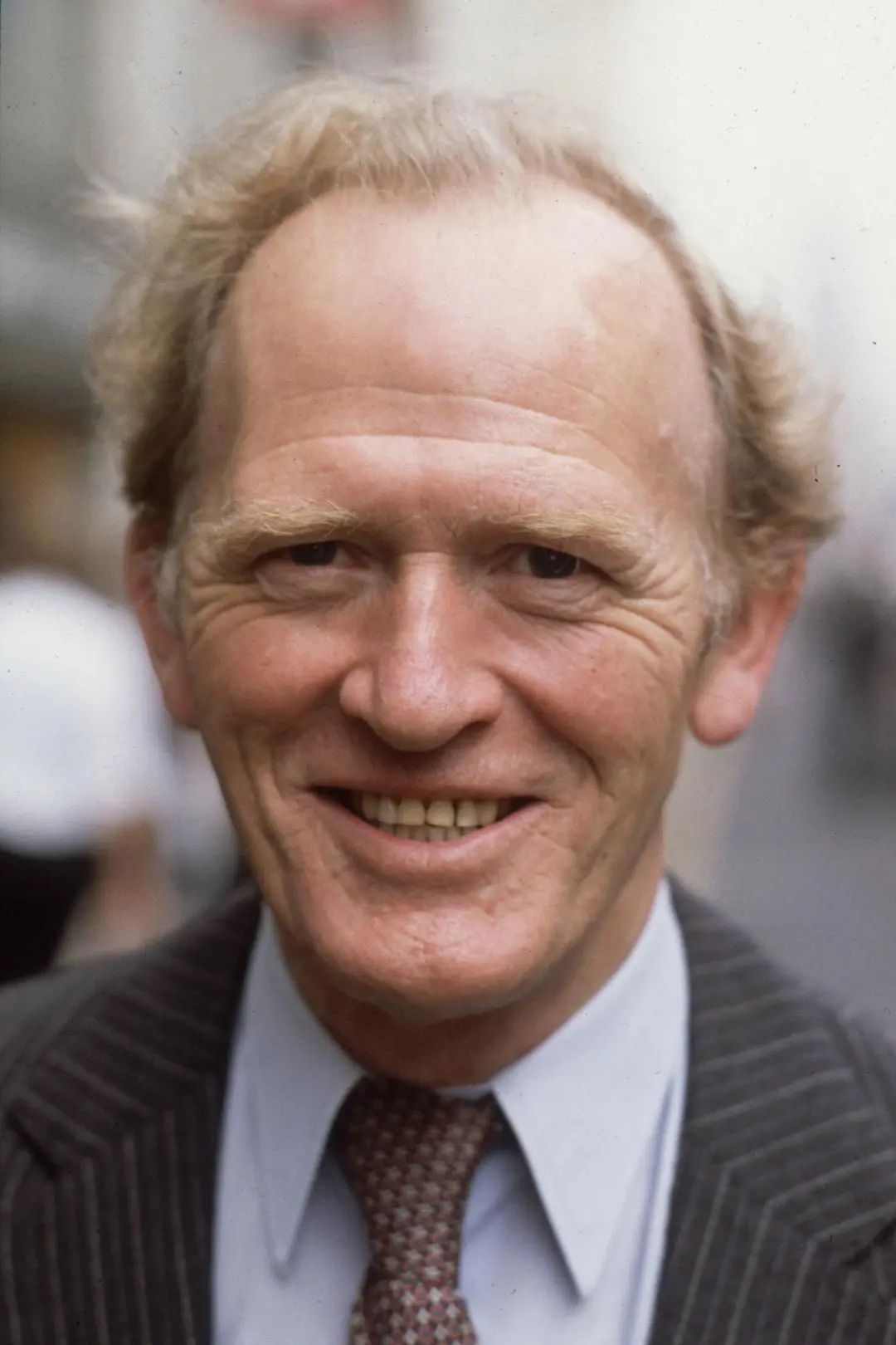 Gordon Jackson_peliplat