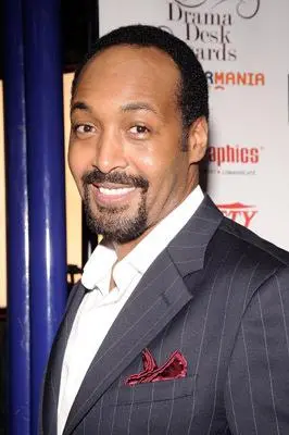 Jesse L. Martin_peliplat