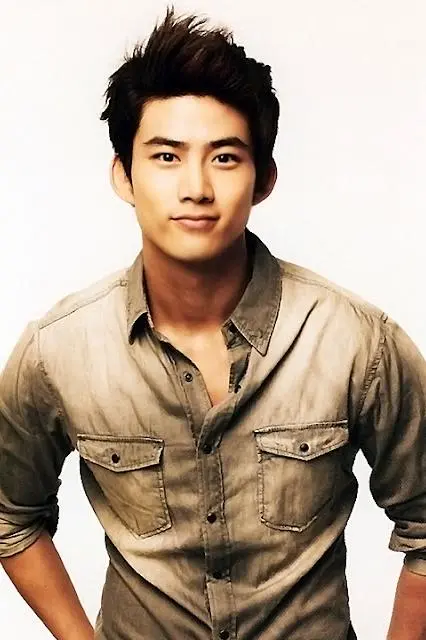 Taecyeon_peliplat