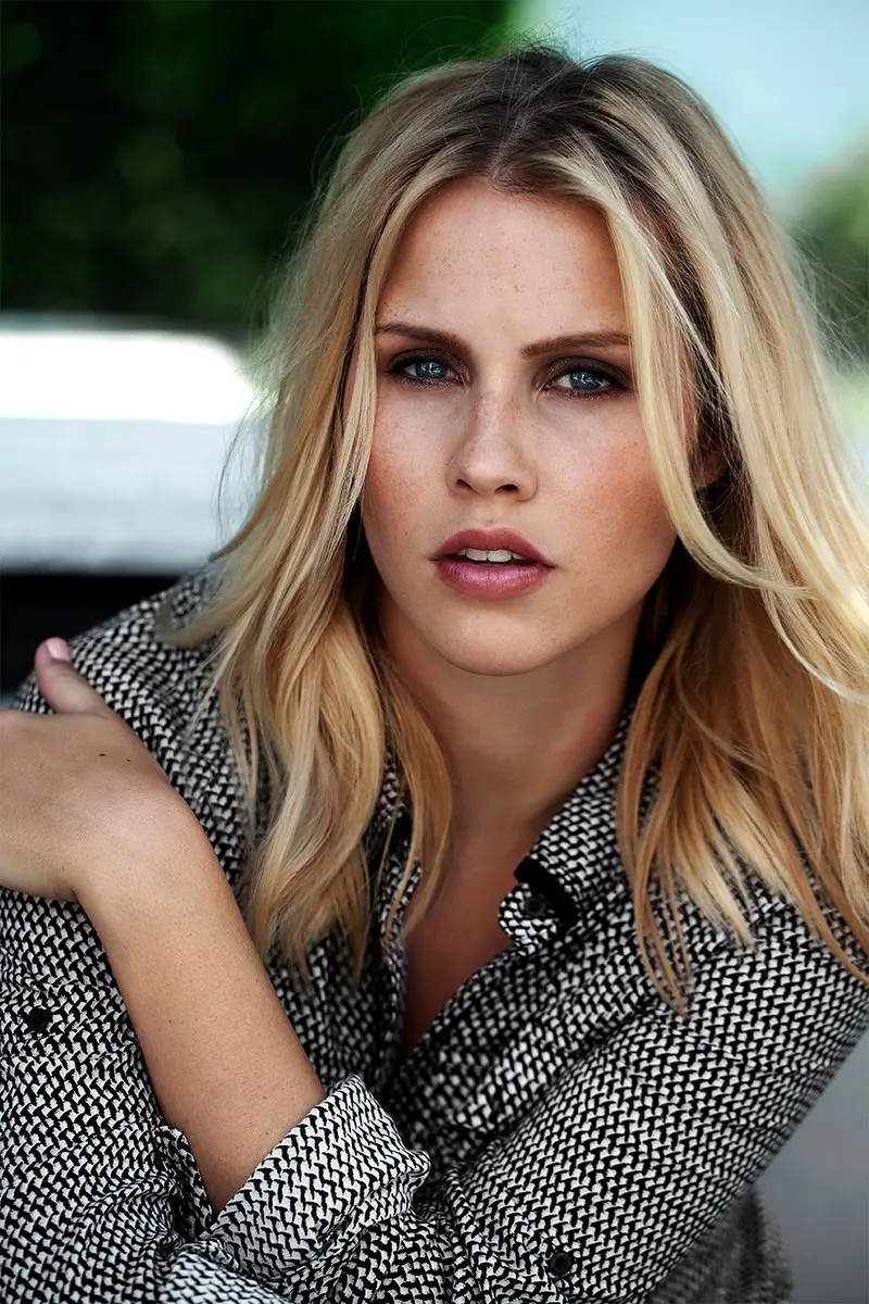 Claire Holt_peliplat