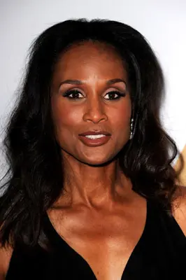 Beverly Johnson_peliplat