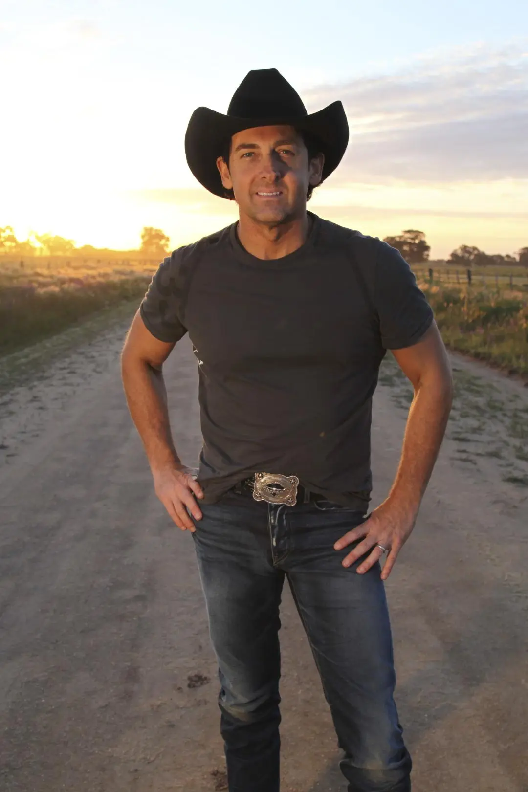 Lee Kernaghan_peliplat