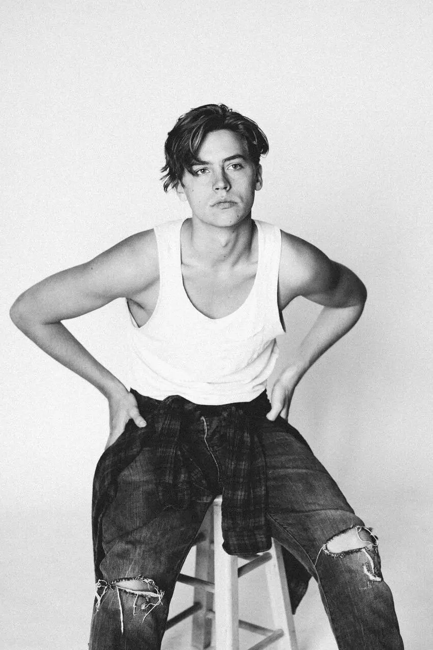 Cole Sprouse_peliplat