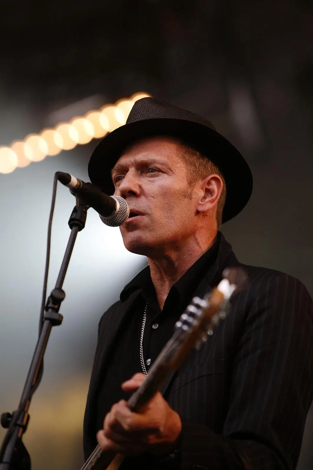 Paul Simonon_peliplat