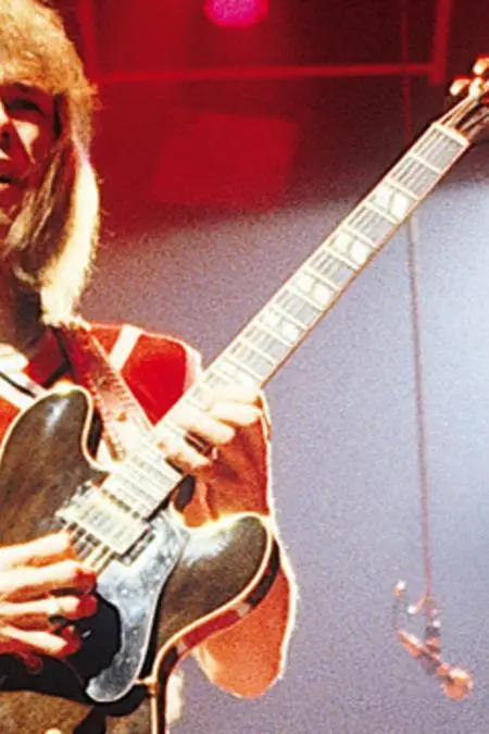 Steve Howe_peliplat