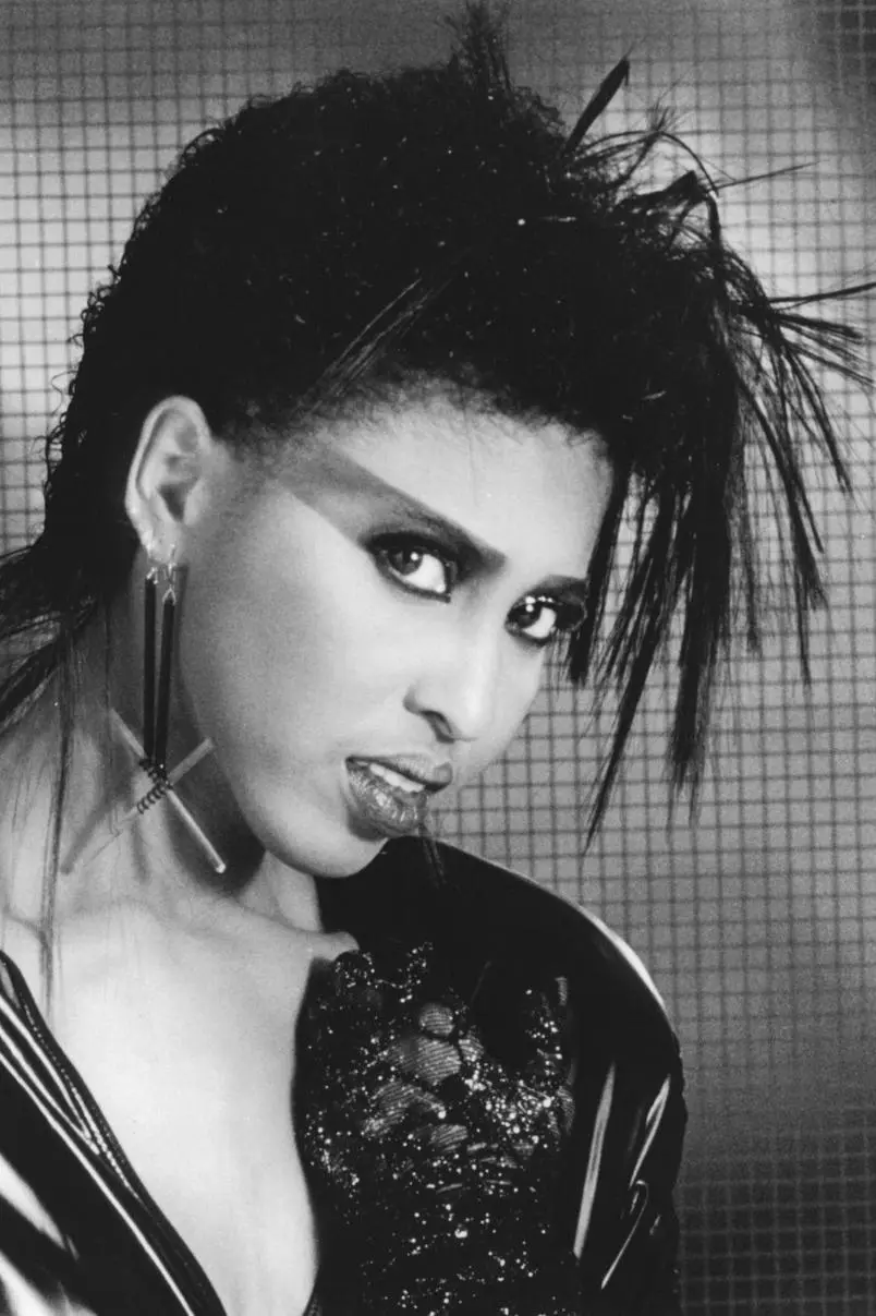 Nona Hendryx_peliplat