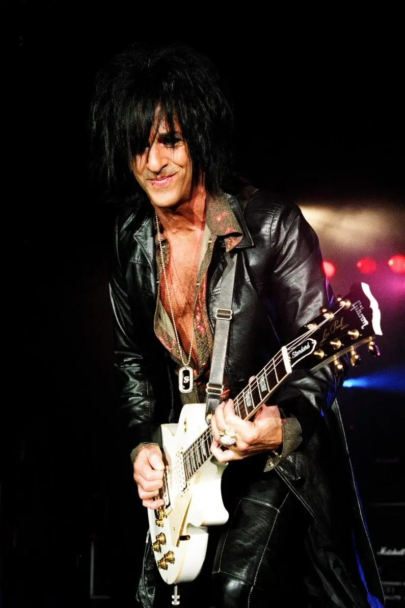 Steve Stevens_peliplat