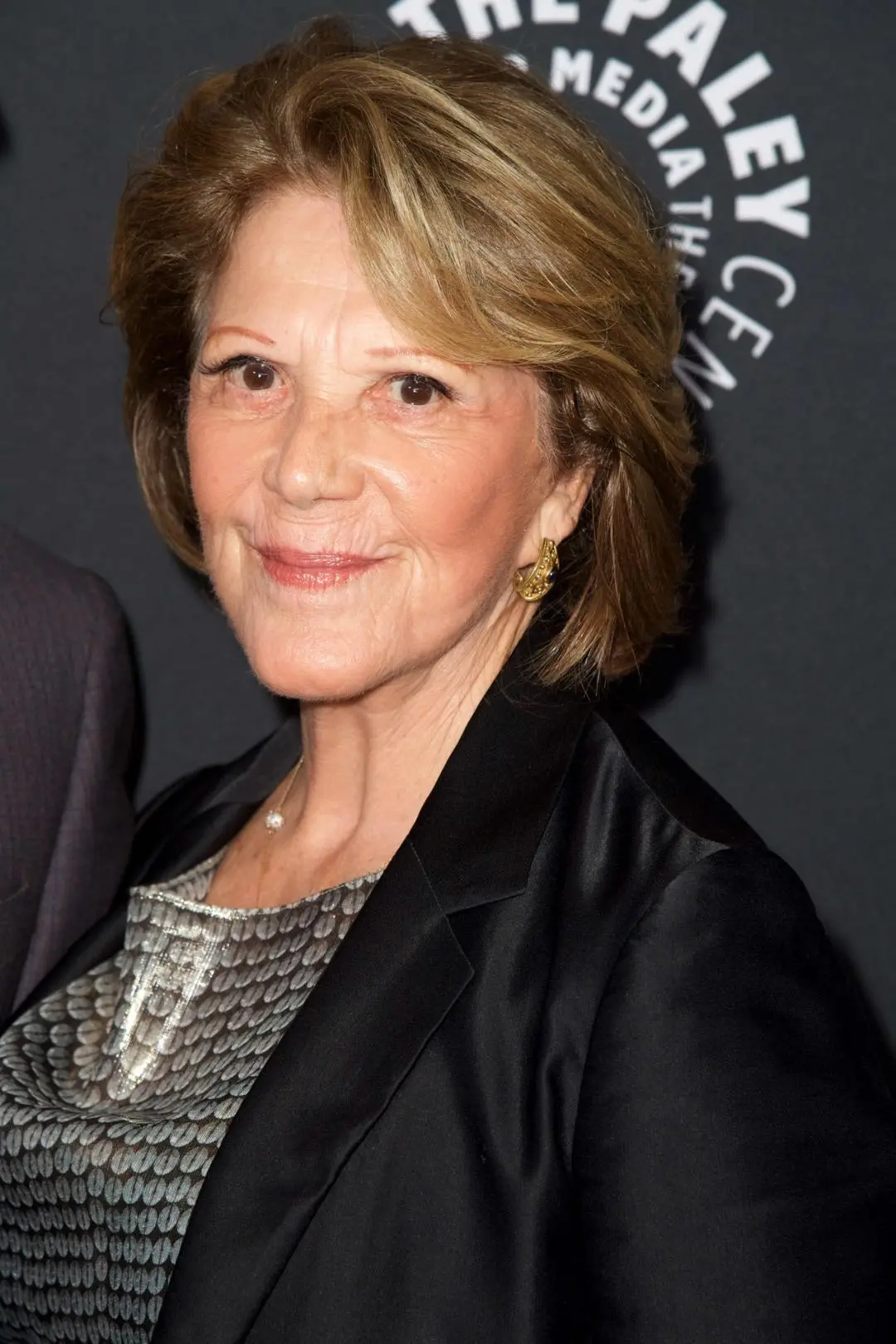 Linda Lavin_peliplat