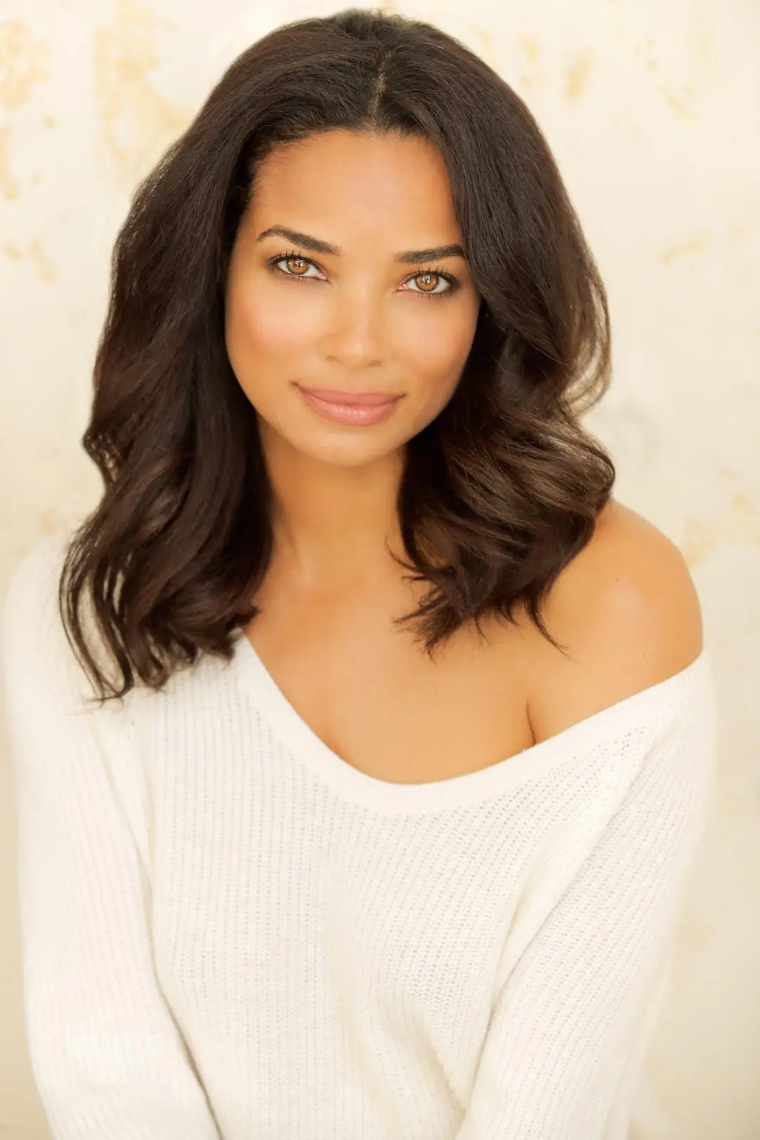 Rochelle Aytes_peliplat