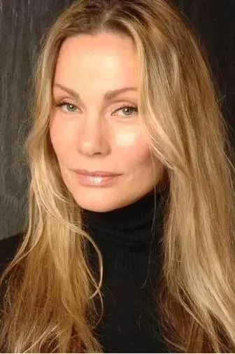 Virginia Hey_peliplat