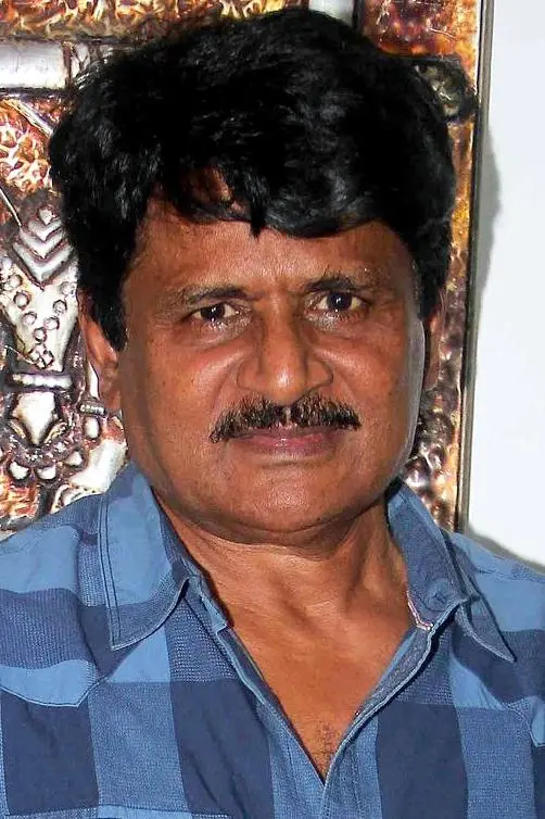 Raghuvir Yadav_peliplat