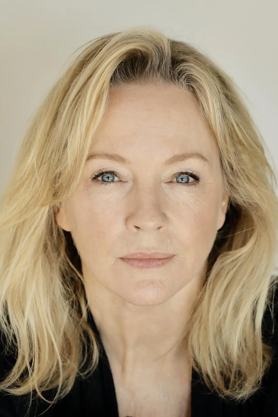 Rebecca Gibney_peliplat