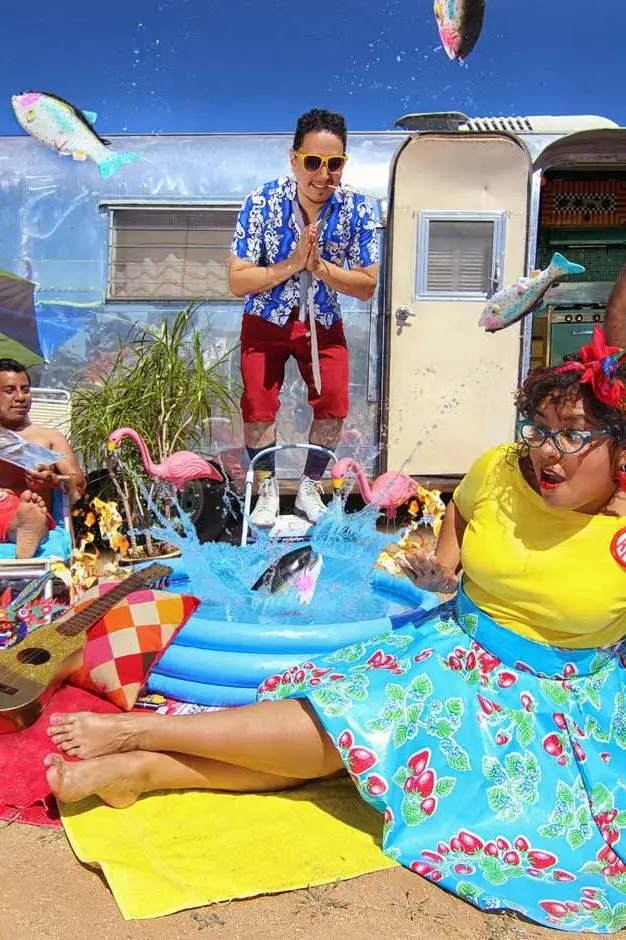 La Santa Cecilia_peliplat