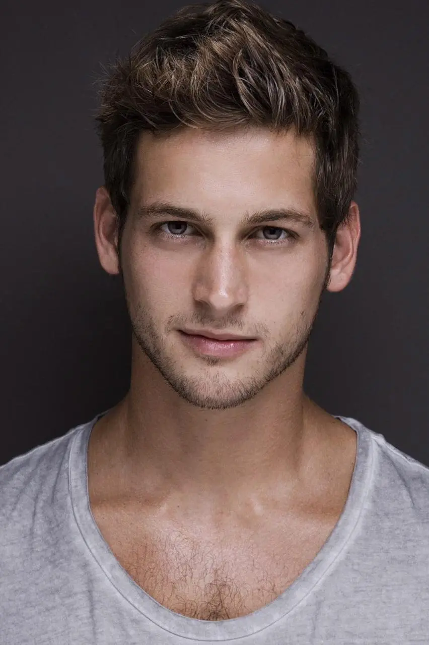 Max Emerson_peliplat