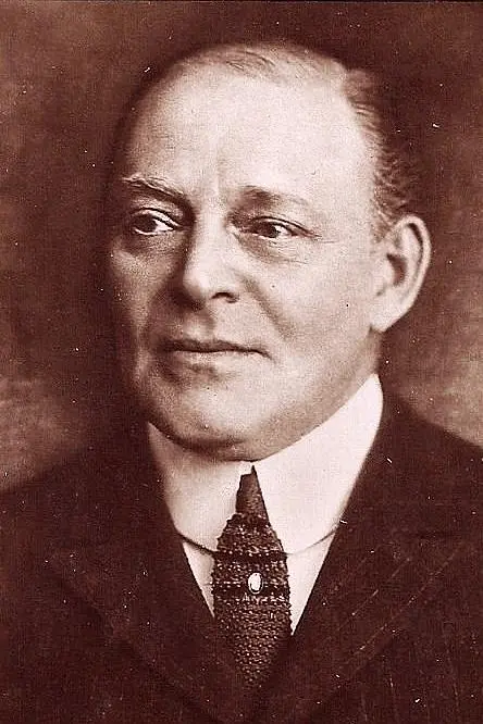 Hermann Vallentin_peliplat