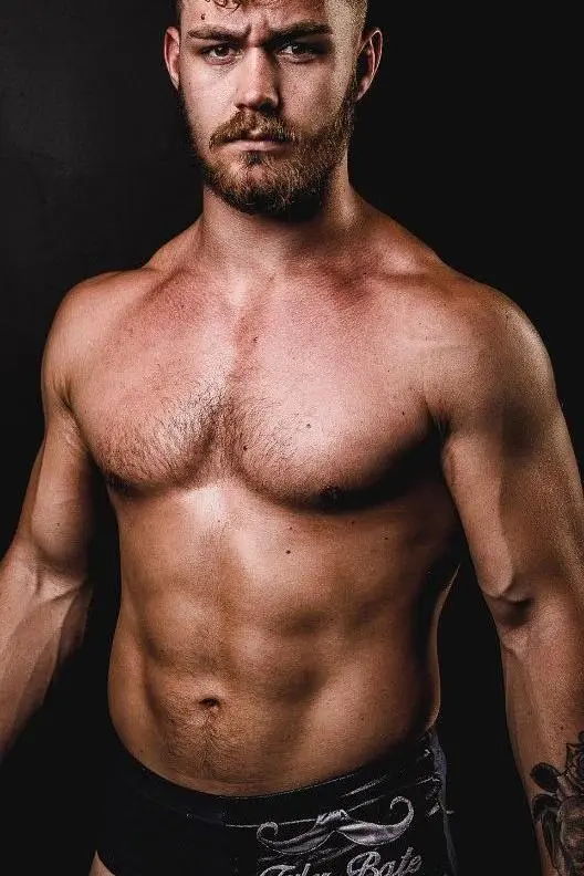 Tyler Bate_peliplat