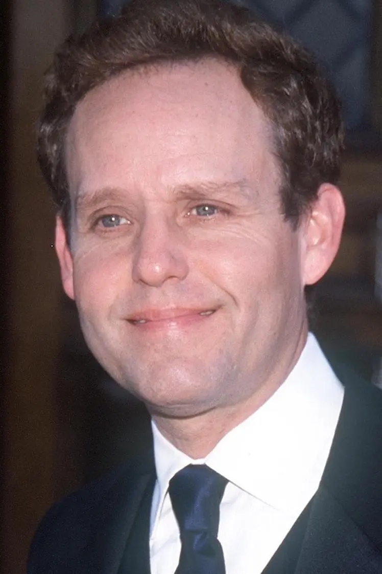 Peter MacNicol_peliplat