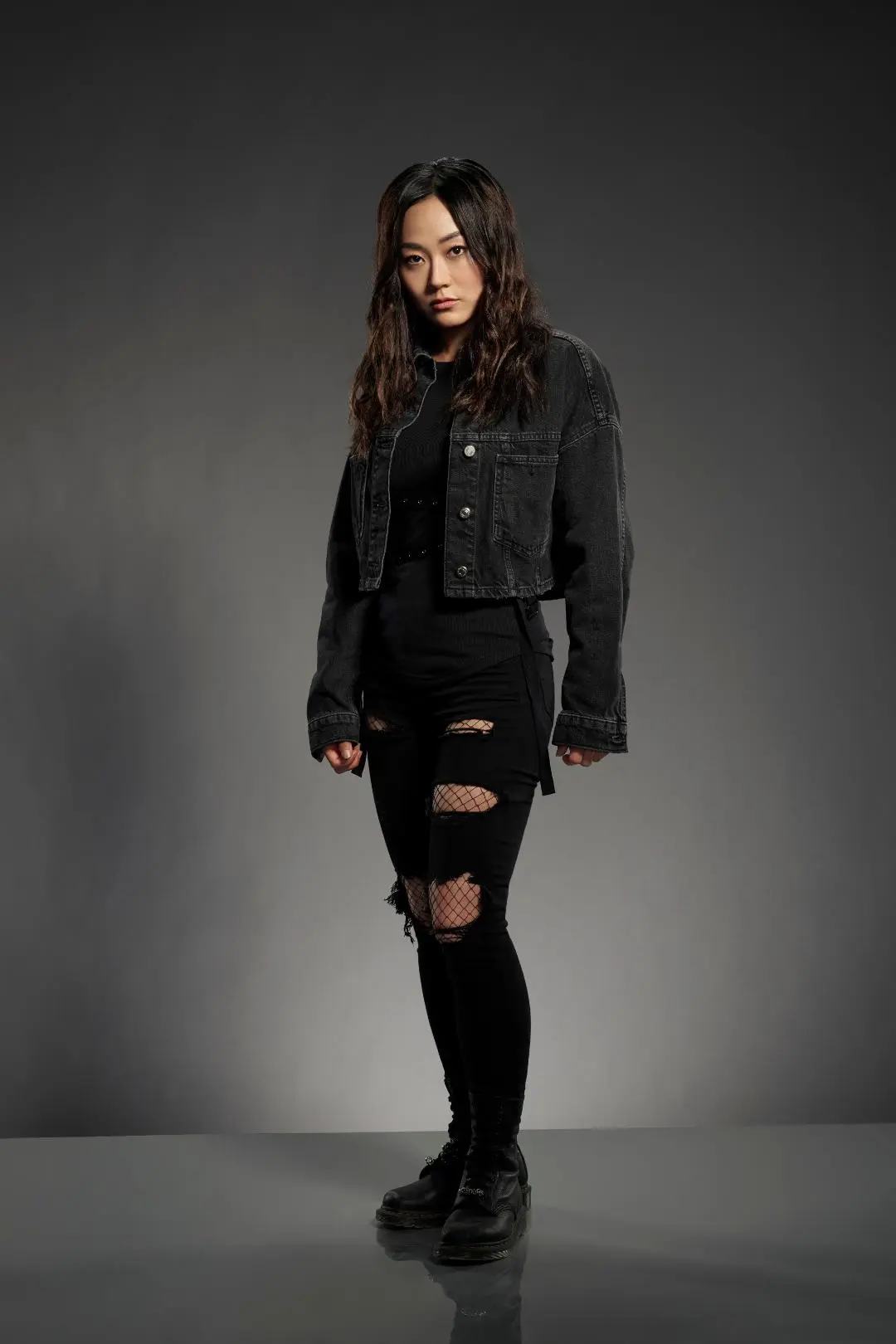 Karen Fukuhara_peliplat