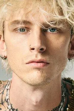 Colson Baker_peliplat