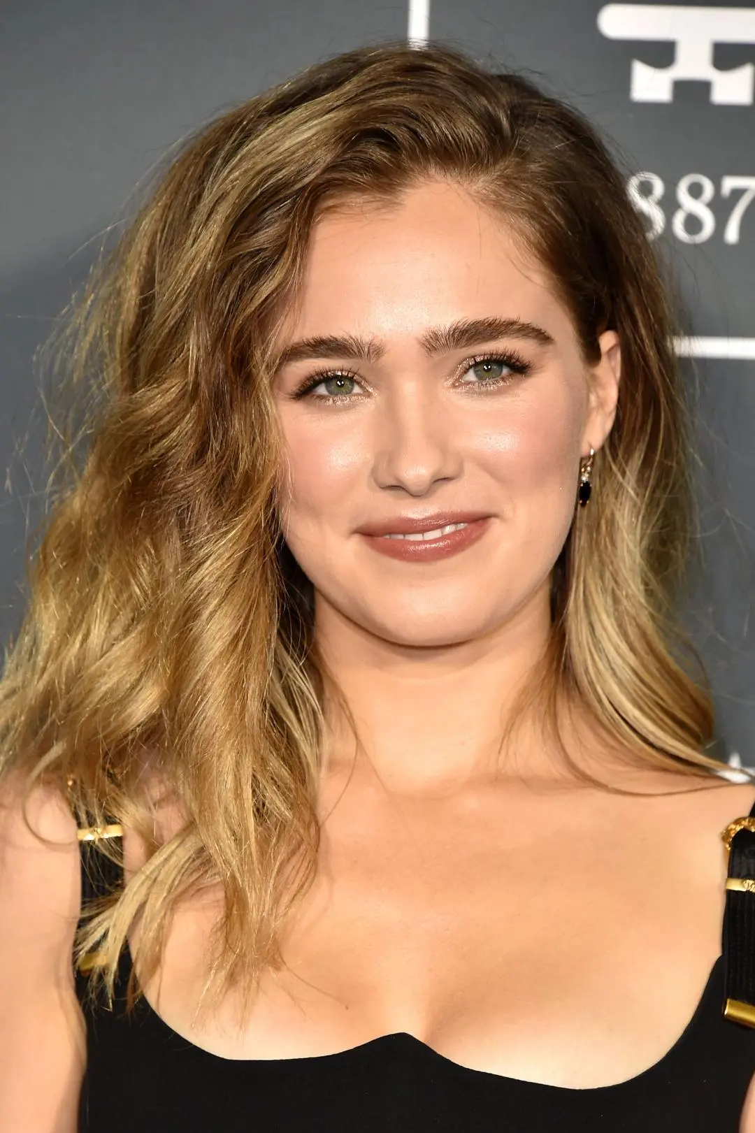 Haley Lu Richardson_peliplat