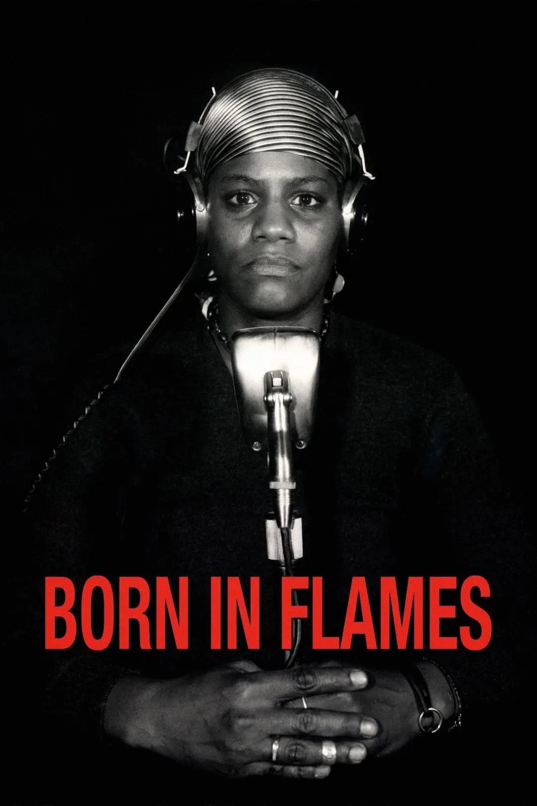 Born in Flames_peliplat