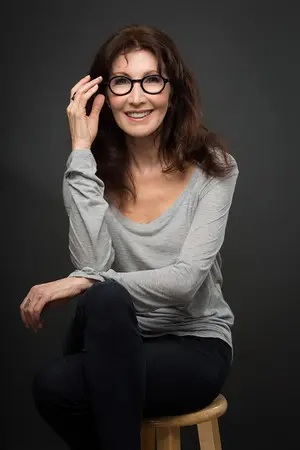 Joanna Gleason_peliplat