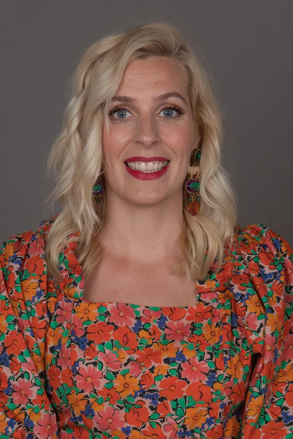 Sara Pascoe_peliplat