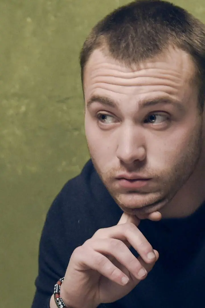 Emory Cohen_peliplat