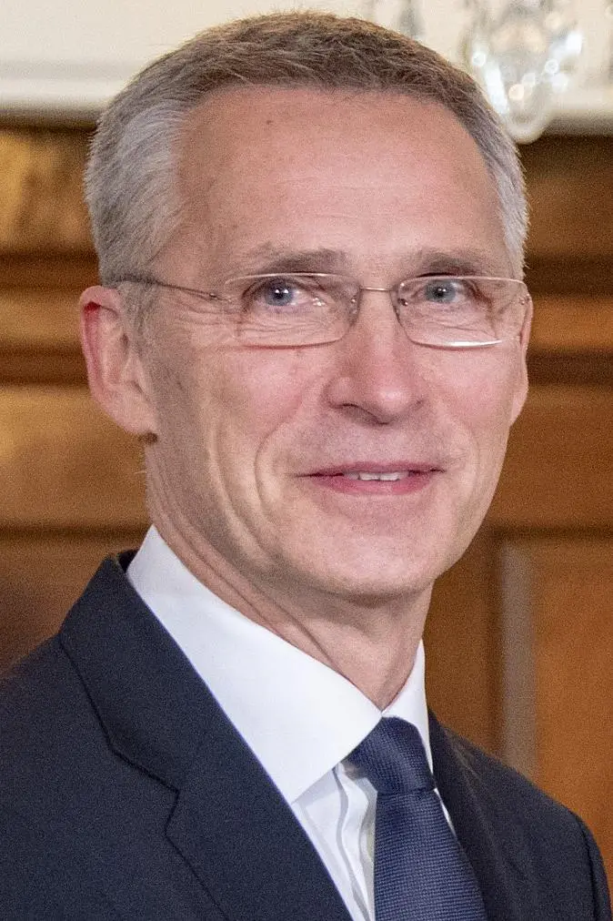 Jens Stoltenberg_peliplat