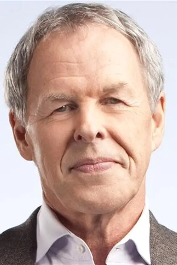 Linden MacIntyre_peliplat