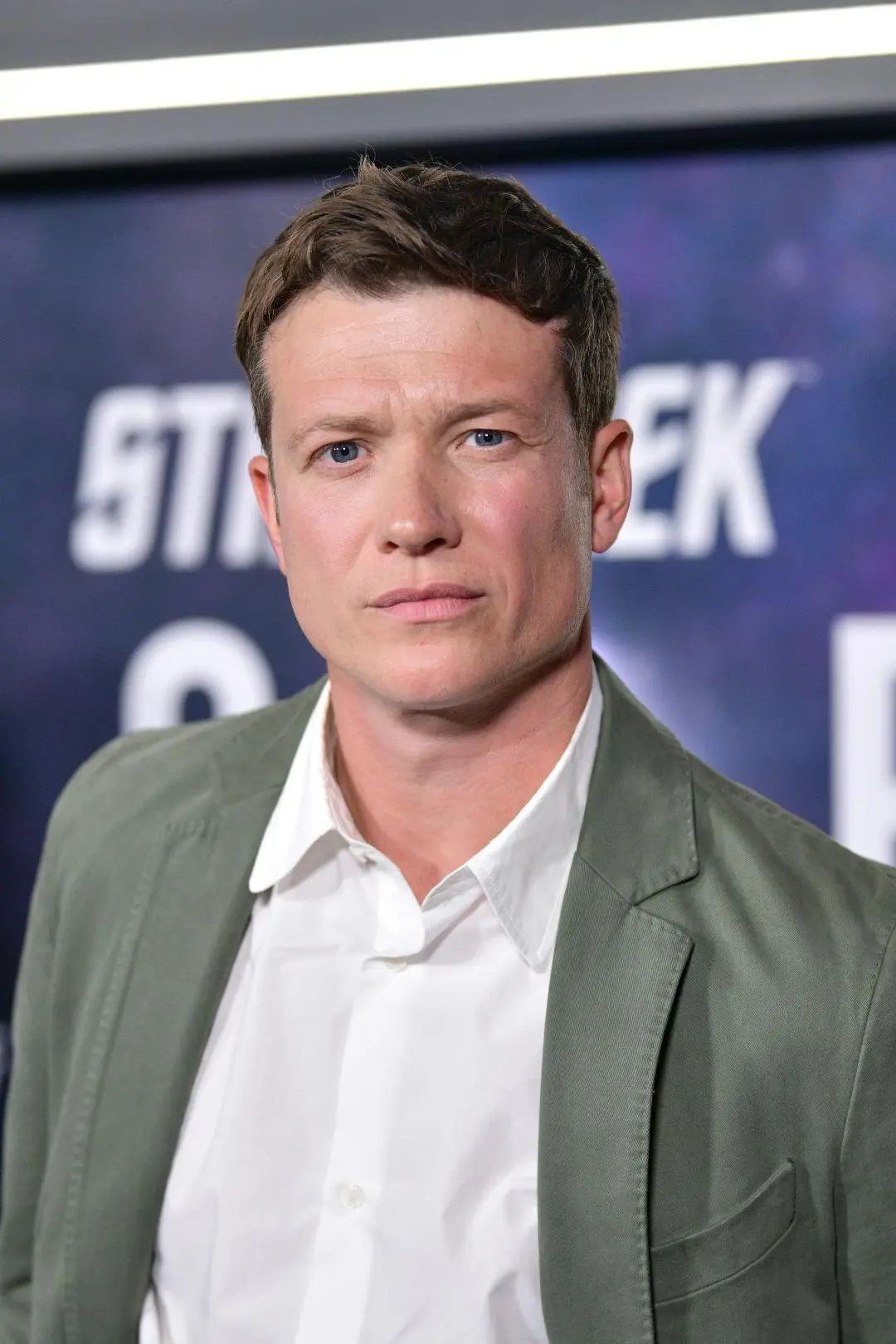 Ed Speleers_peliplat