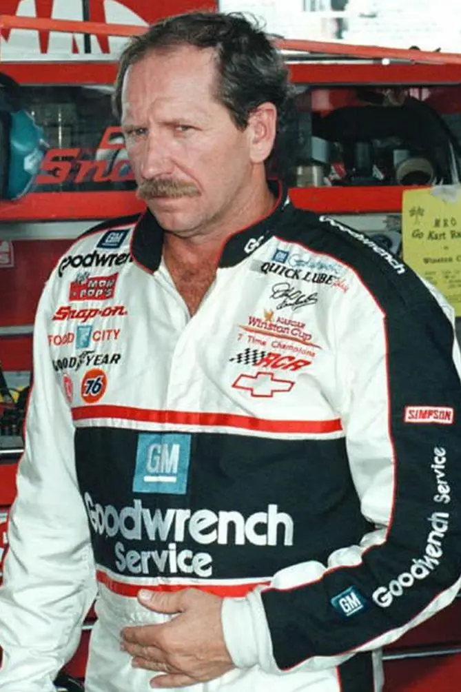 Dale Earnhardt_peliplat