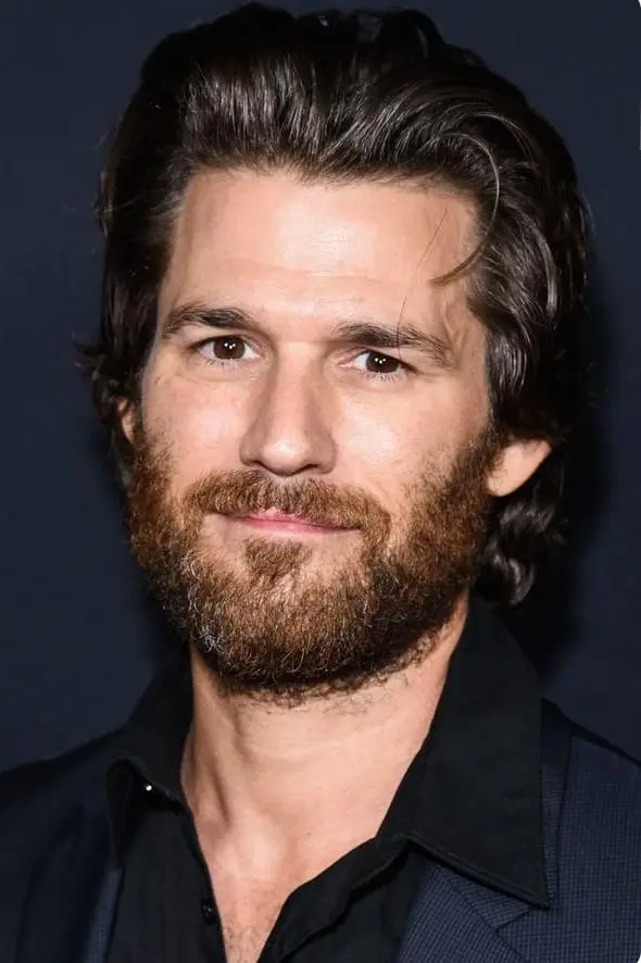 Johnny Whitworth_peliplat