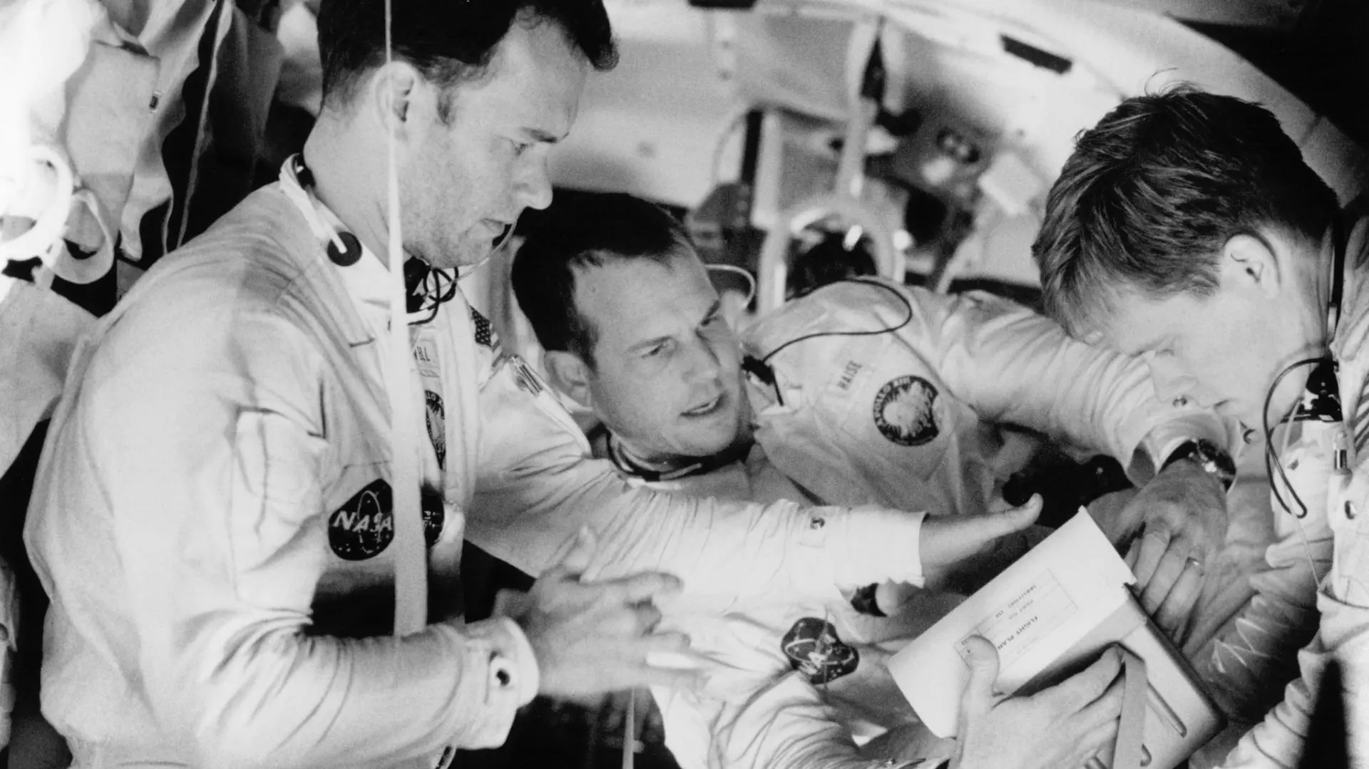 Apollo 13: Do Desastre ao Triunfo_peliplat