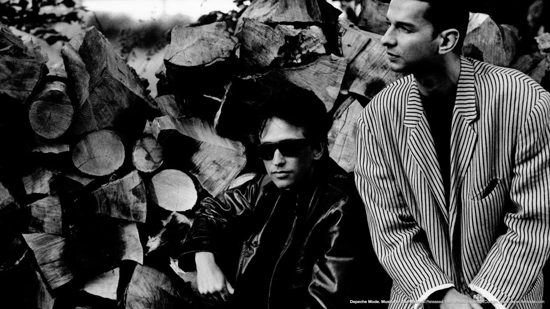 Depeche Mode: Strange_peliplat