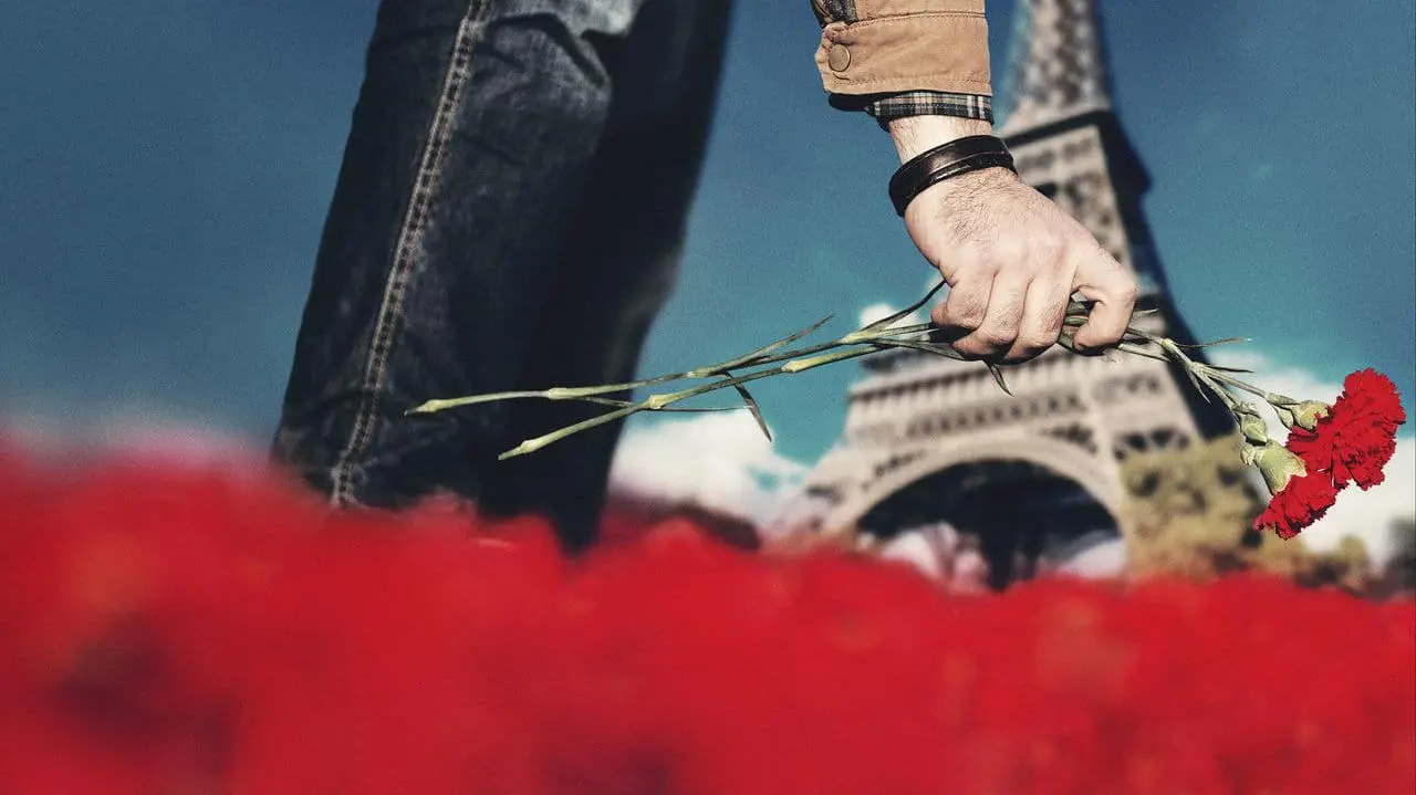 November 13: Attack on Paris_peliplat