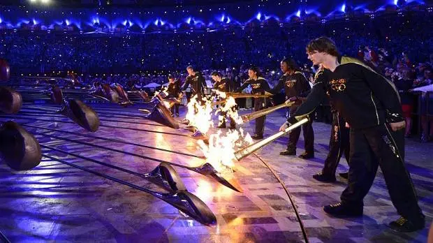 London 2012 Olympic Opening Ceremony: Isles of Wonder_peliplat
