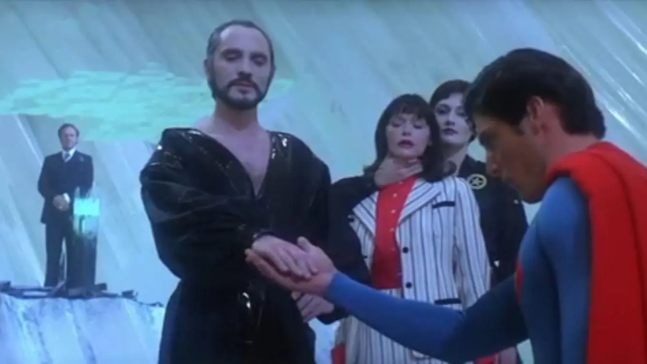 Superman II: El montaje de Richard Donner_peliplat