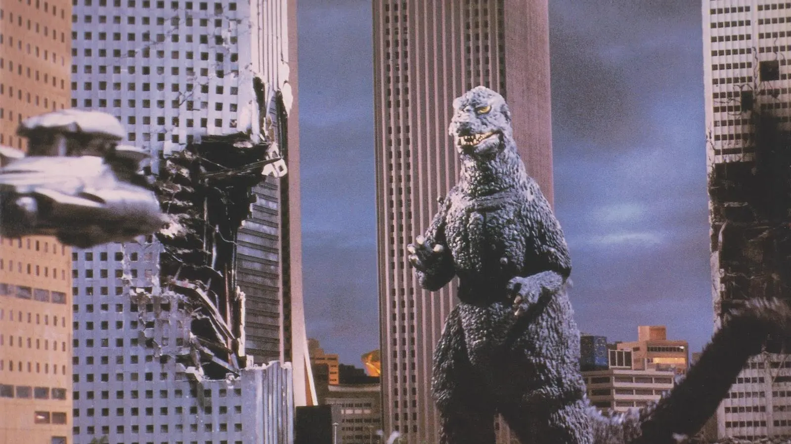 El retorno de Godzilla_peliplat