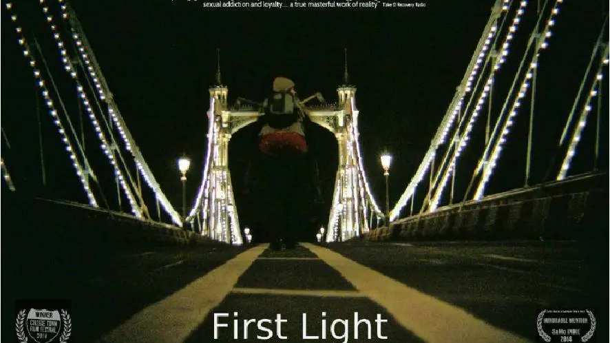 First Light_peliplat