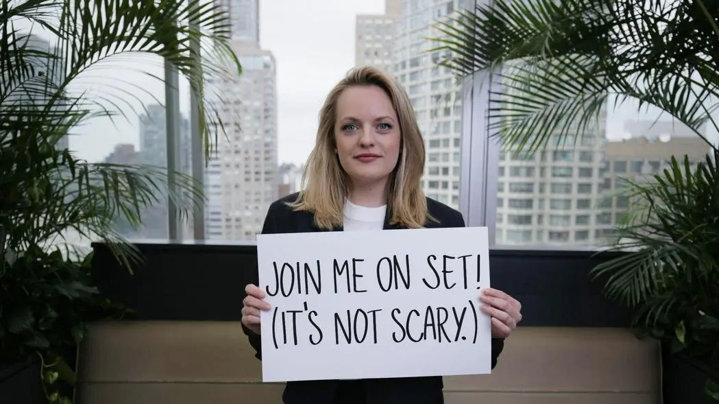 Meet Elisabeth Moss on The Handmaid's Tale Set_peliplat