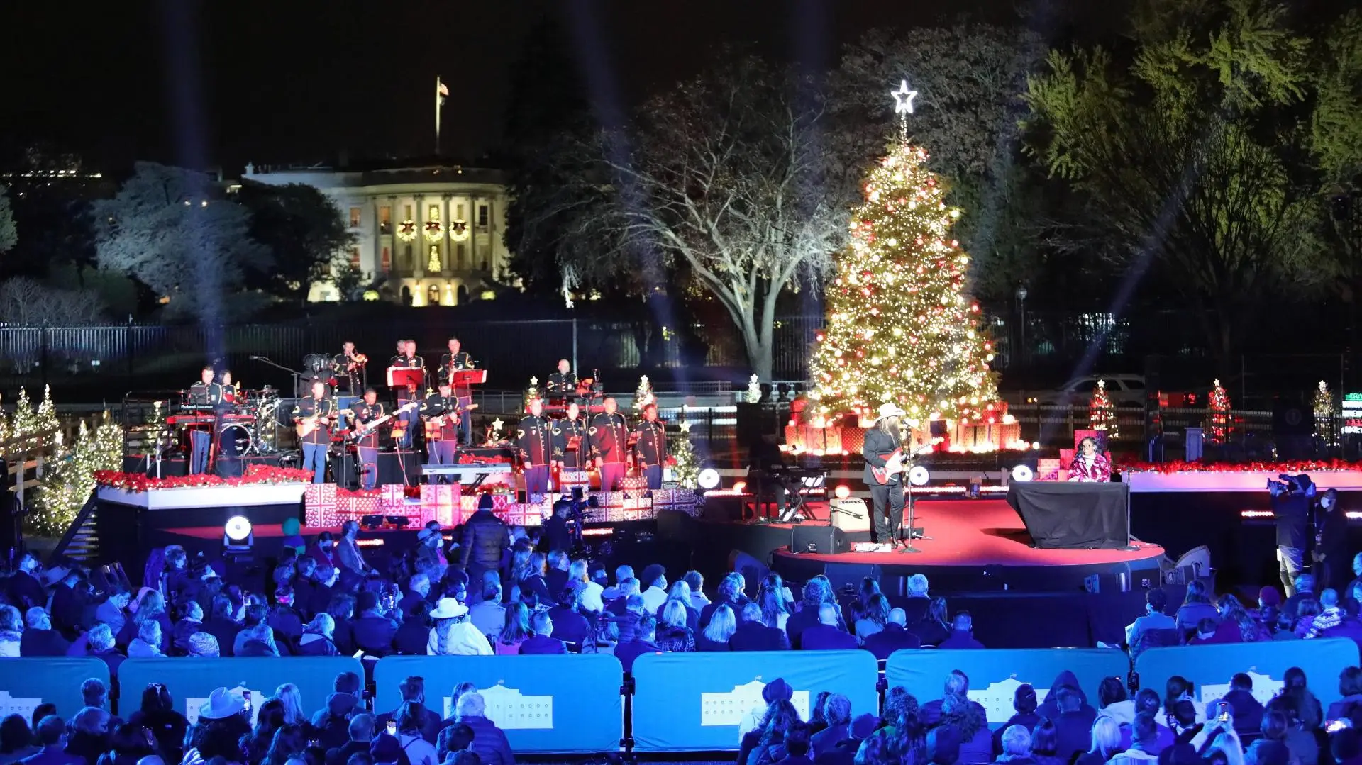 The National Christmas Tree Lighting_peliplat