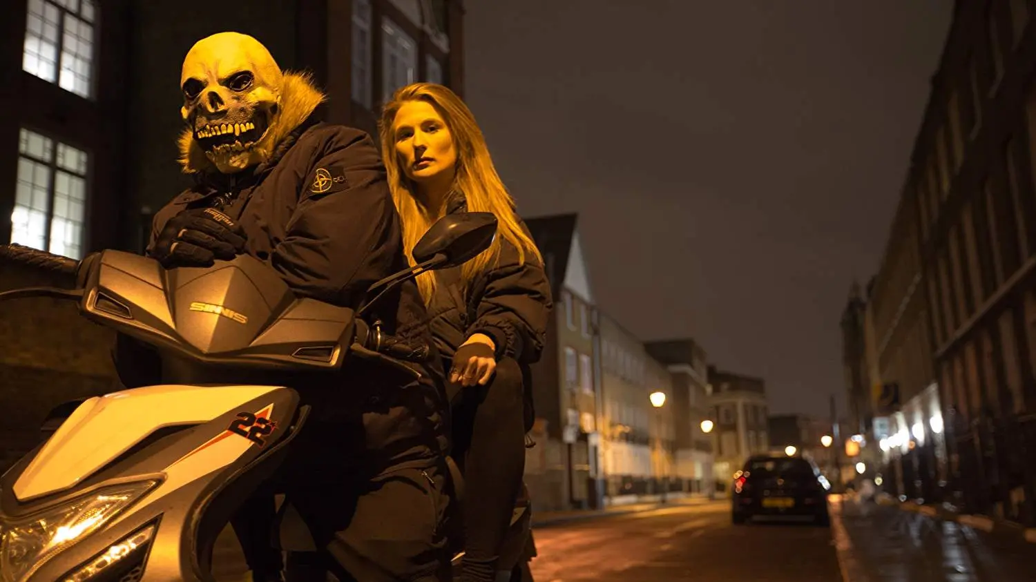 Inside Britain's Moped Crime Gangs_peliplat