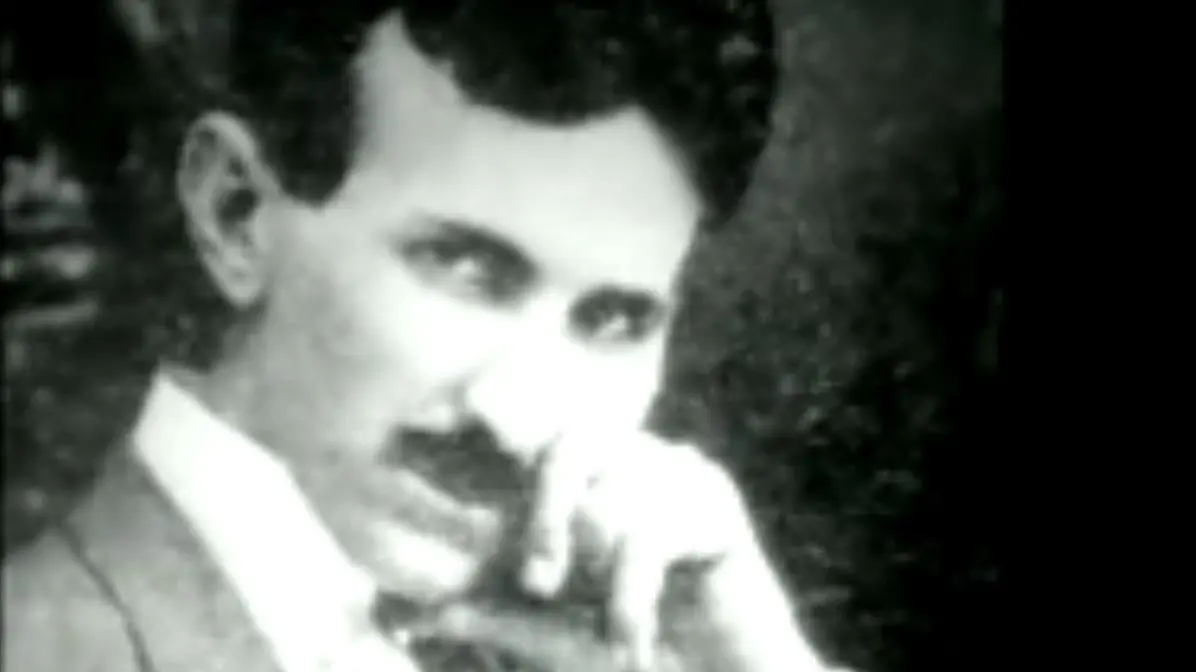 Nikola Tesla: Mad Scientist of the Gilded Age_peliplat