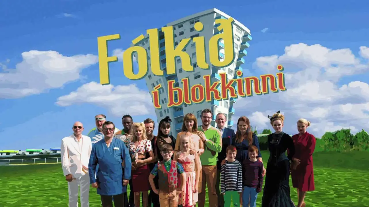 Fólkið í blokkinni_peliplat