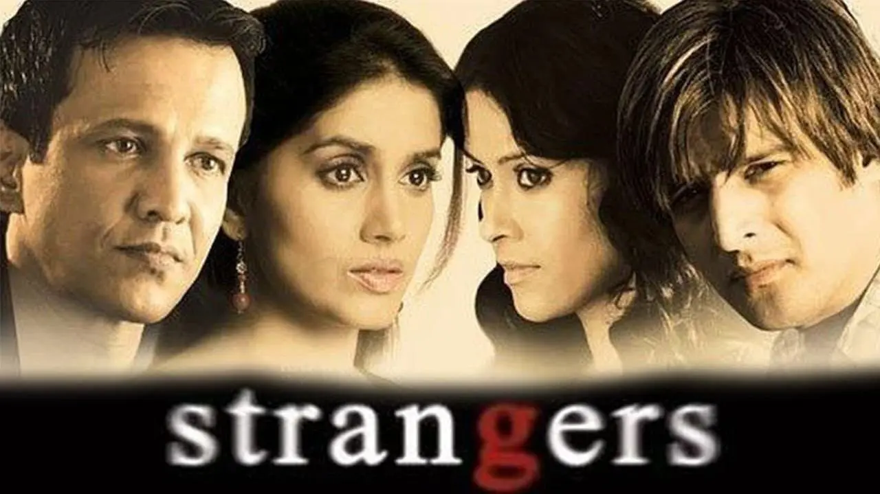 Strangers_peliplat