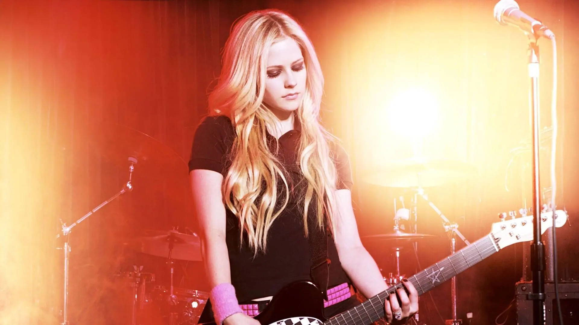 Avril Lavigne: The Best Damn Tour - Live in Toronto_peliplat
