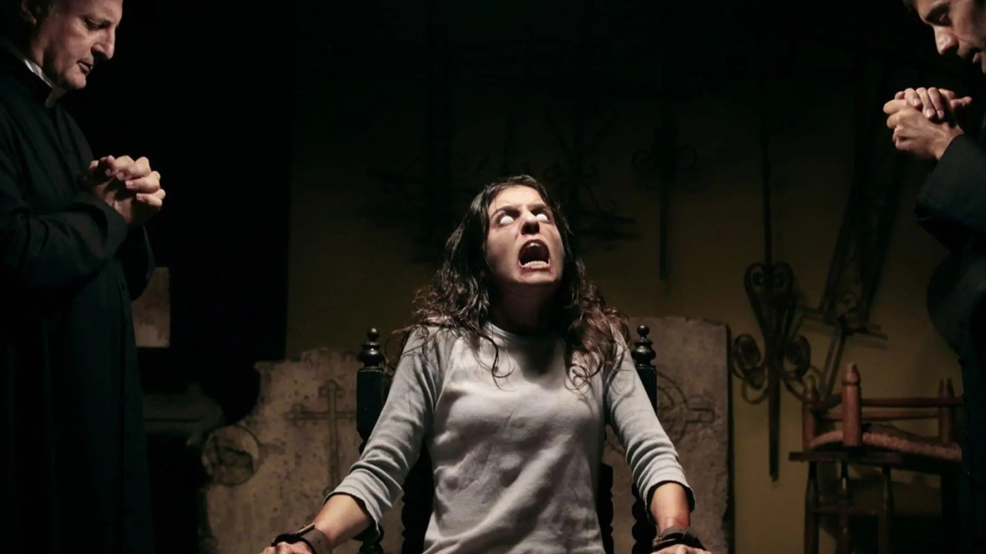 Exorcismus: A Possessão_peliplat