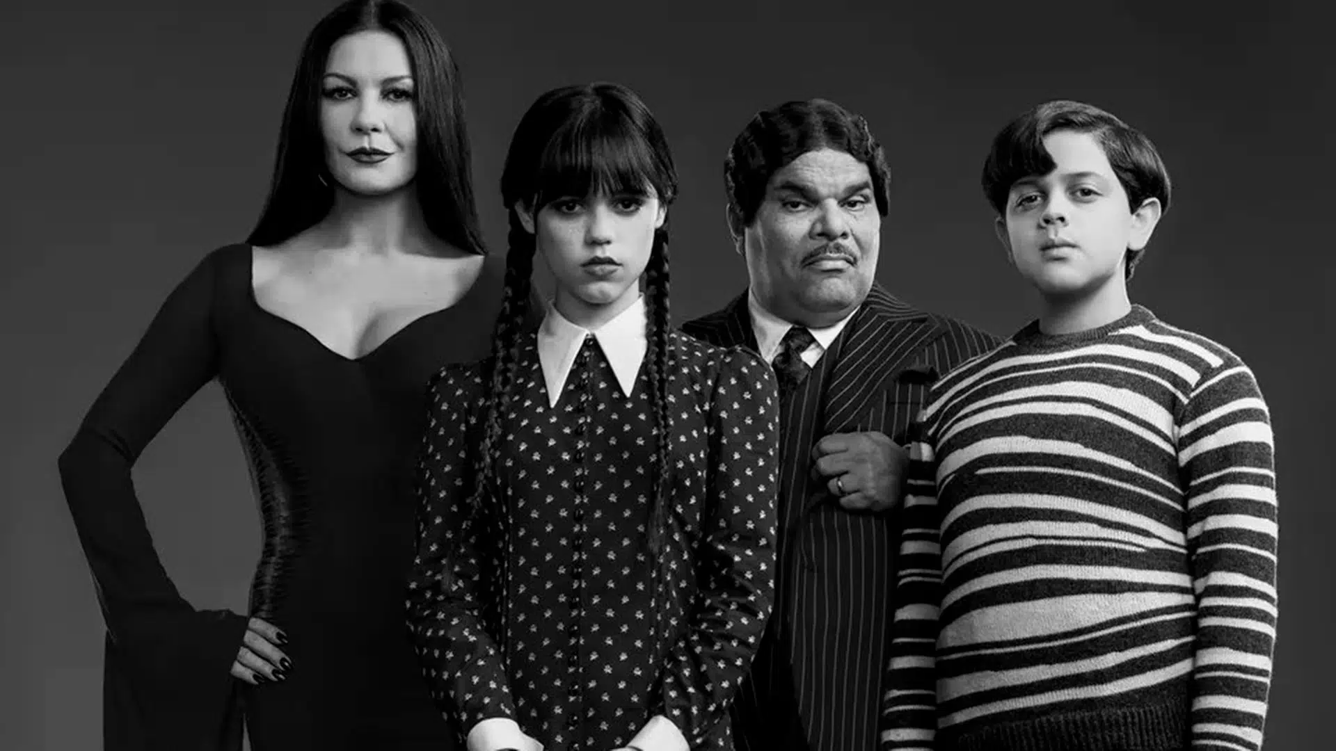 Catherine Zeta Jones morticia Luis Guzman Jenna Ortega