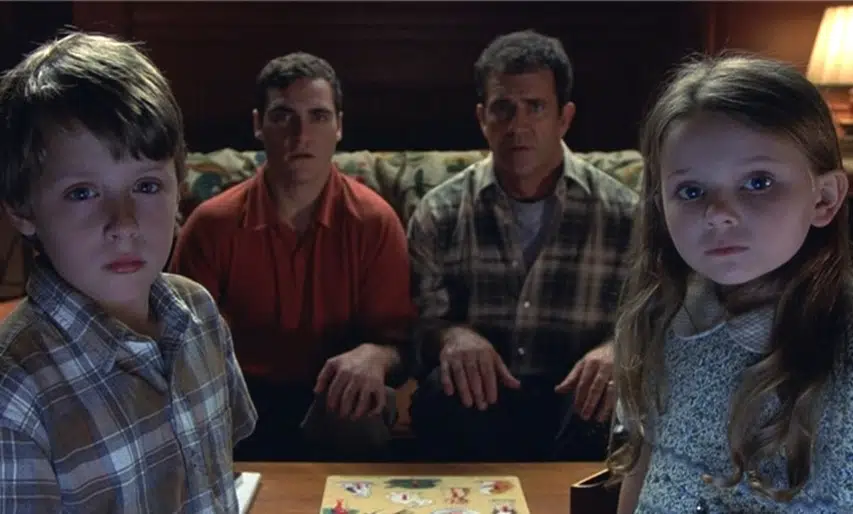 Un universo de Ciencia Ficción: 2002- SEÑALES – M.Night Shyamalan